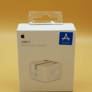 شاحن ايفون أصلي 20W